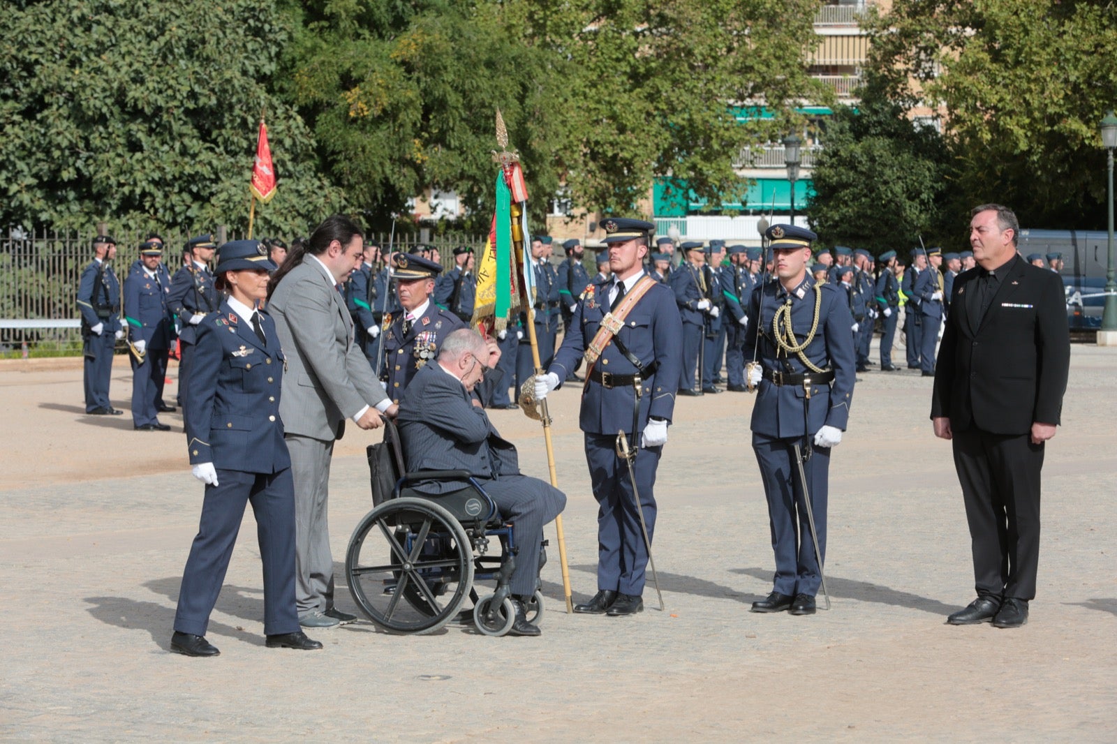 Jura de bandera de civiles en la Base Aérea de Armilla