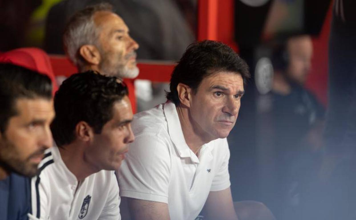 Aitor Karanka, en el banquillo ante el Sporting de Gijón. 