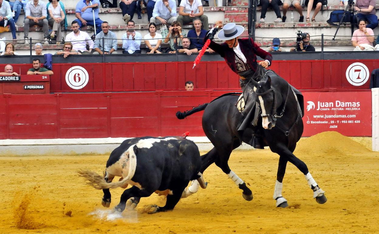 La francesa Lea Vicens, en la plaza de toros de Jaén. 