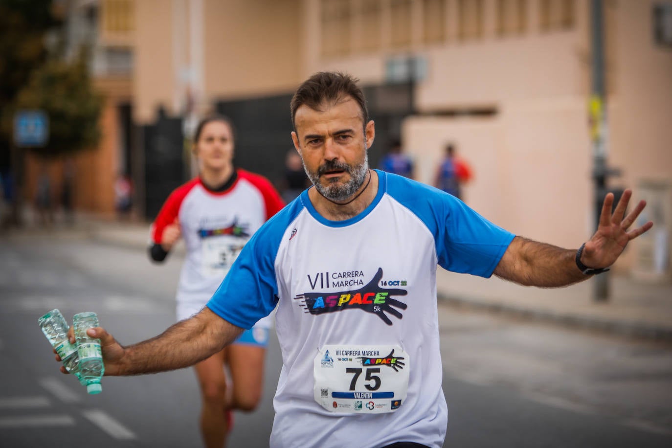 El lema de la carrera es 'Ahora te toca a ti'.