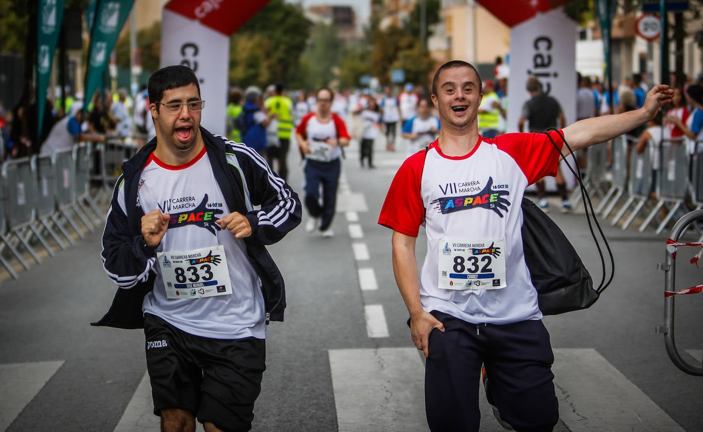 El lema de la carrera es 'Ahora te toca a ti'.