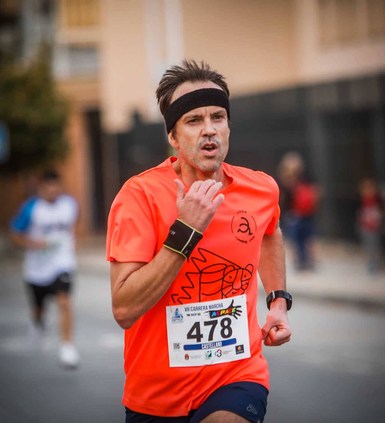 El lema de la carrera es 'Ahora te toca a ti'.