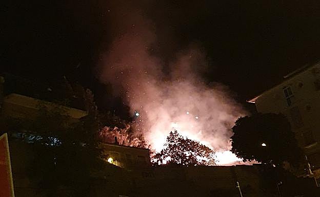 Incendio en Cenes de la Vega