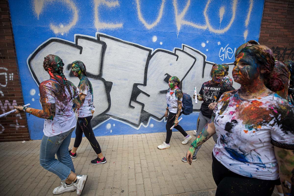 Alumnos de la Facultad de Medicina celebran la tradicional fiesta de octubre