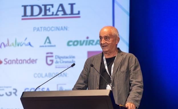 Pedro Salmerón, durante su ponencia en TAI Granada. 