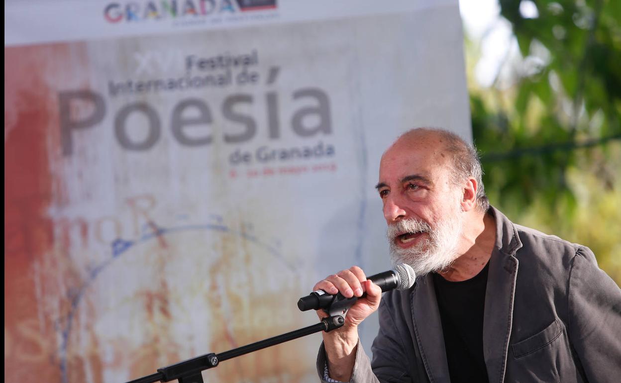 Zurita, en el Festival Internacional de Poesía de 2019. 