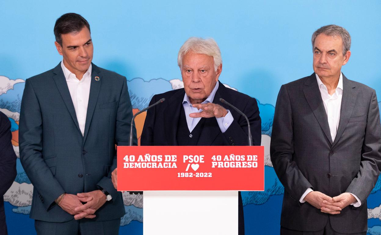 Nunca admires a un político