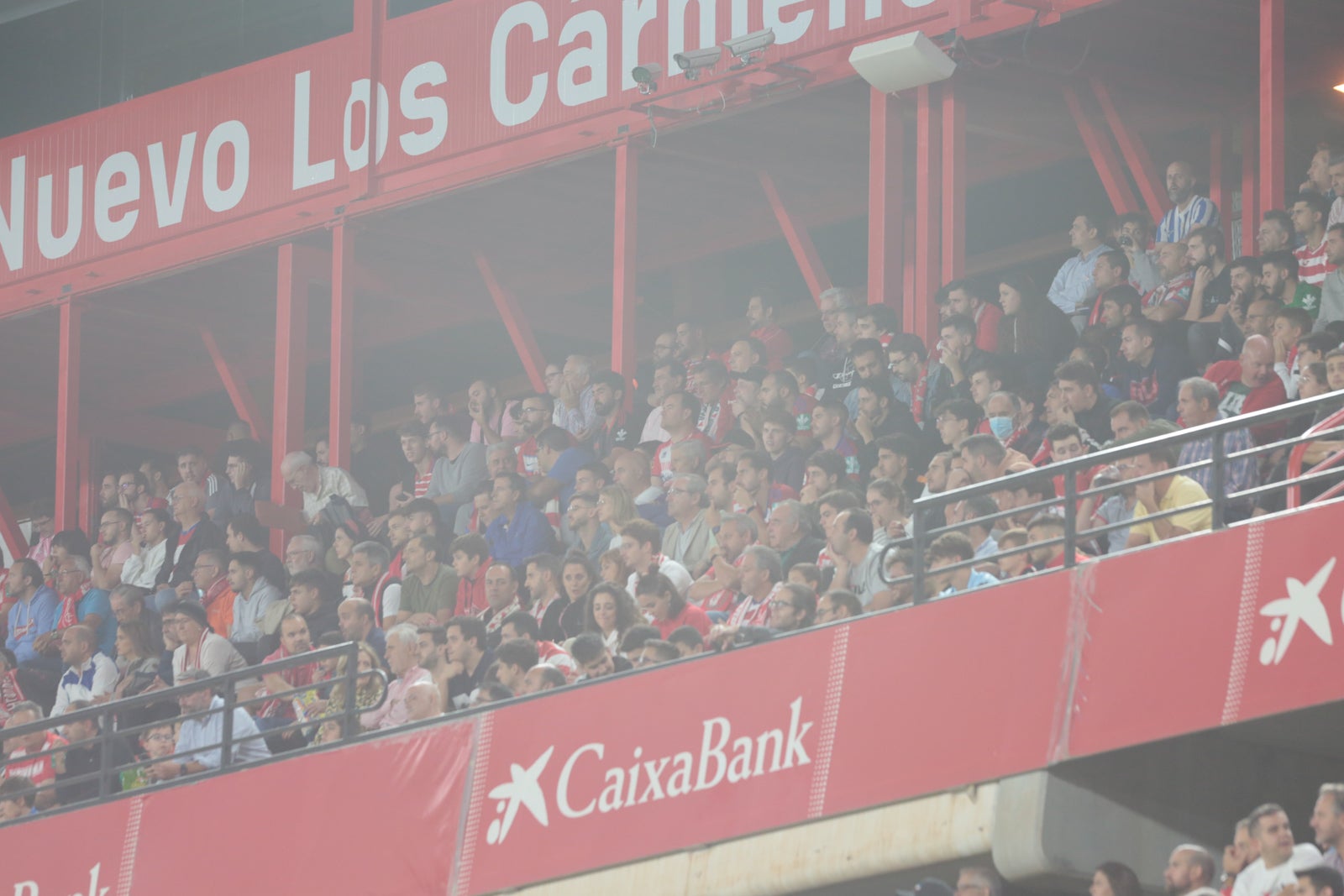 Fotos: Encuéntrate en la grada del Nuevo Los Cármenes en el Granada-Zaragoza