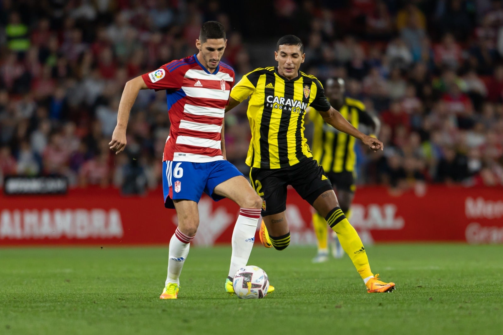 Fotos: Las mejores imágenes del Granada-Zaragoza