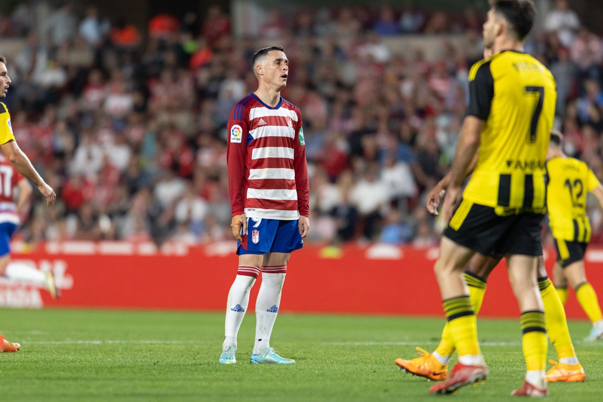 Fotos: Las mejores imágenes del Granada-Zaragoza