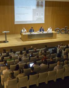 Imagen secundaria 2 - Diferentes imágenes de la bienvenida a los profesionales de T-Systems en Cámara Granada. 