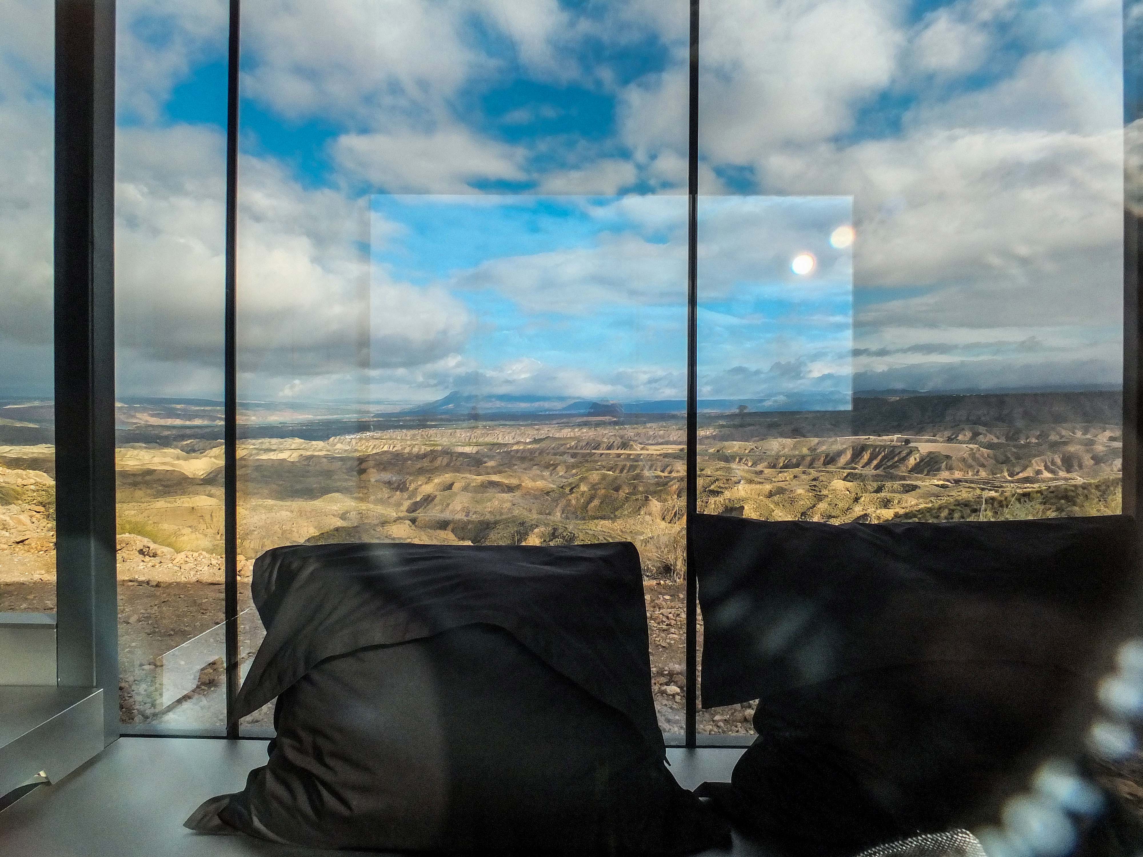 Situado en el puntal de Bácor, la instalación tiene capacidad para cuatro personas y se trata de un alojamiento totalmente autosuficiente