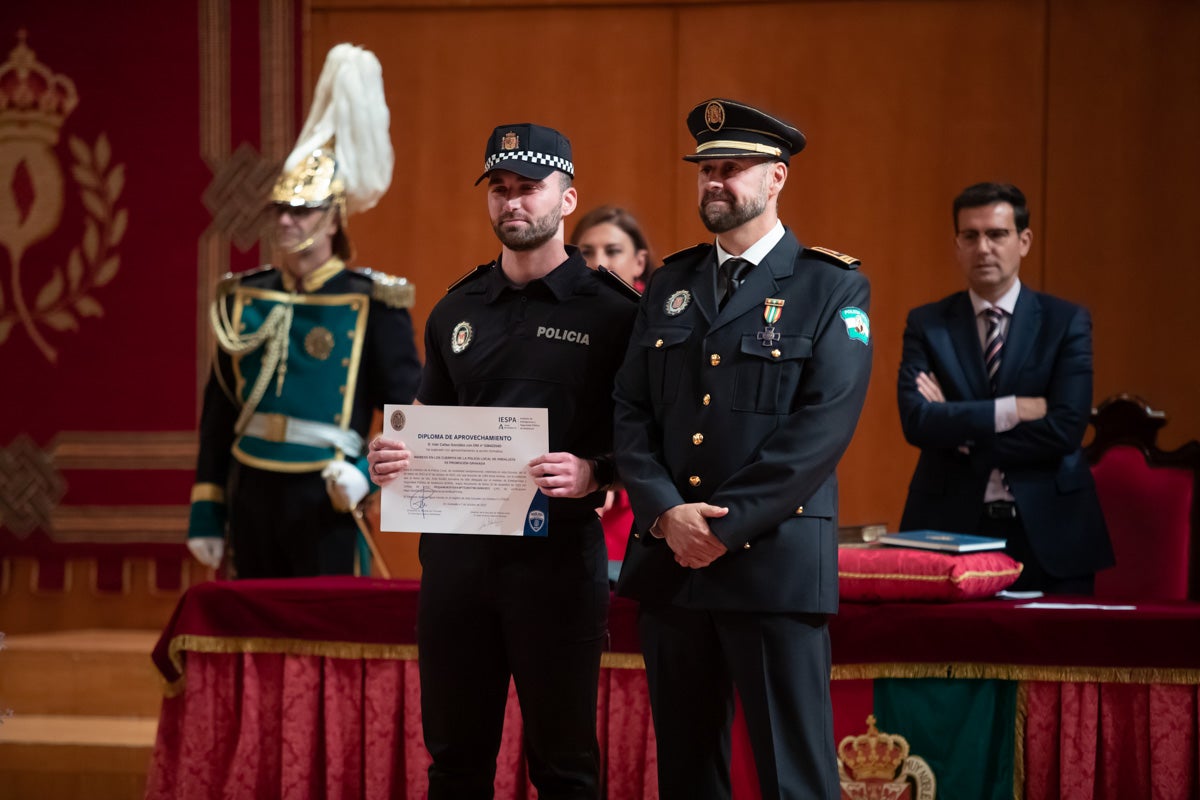 El Cuerpo celebra en la capital el día de su patrón, el Ángel Custodio