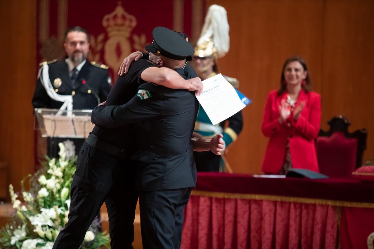 El Cuerpo celebra en la capital el día de su patrón, el Ángel Custodio