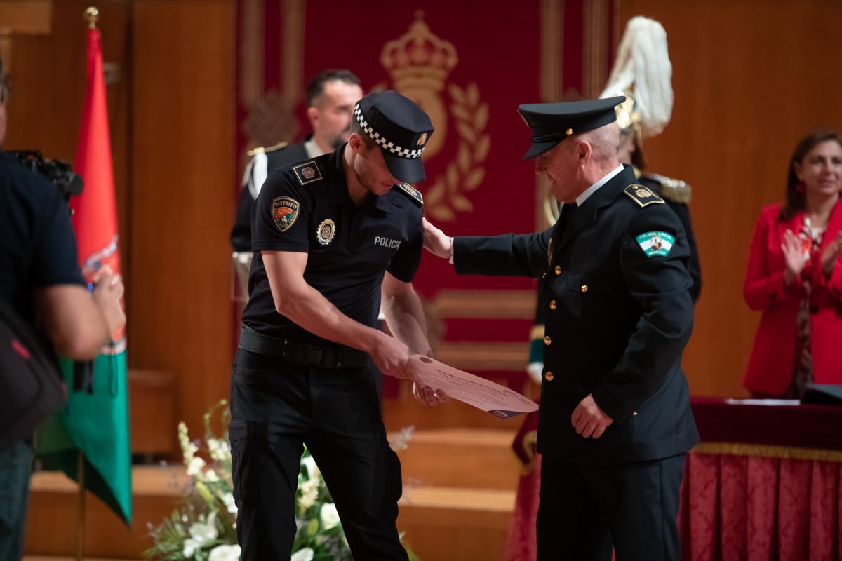 El Cuerpo celebra en la capital el día de su patrón, el Ángel Custodio