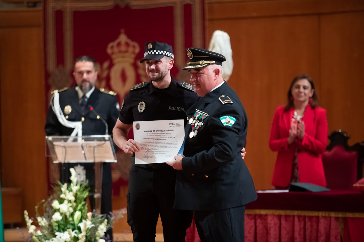 El Cuerpo celebra en la capital el día de su patrón, el Ángel Custodio