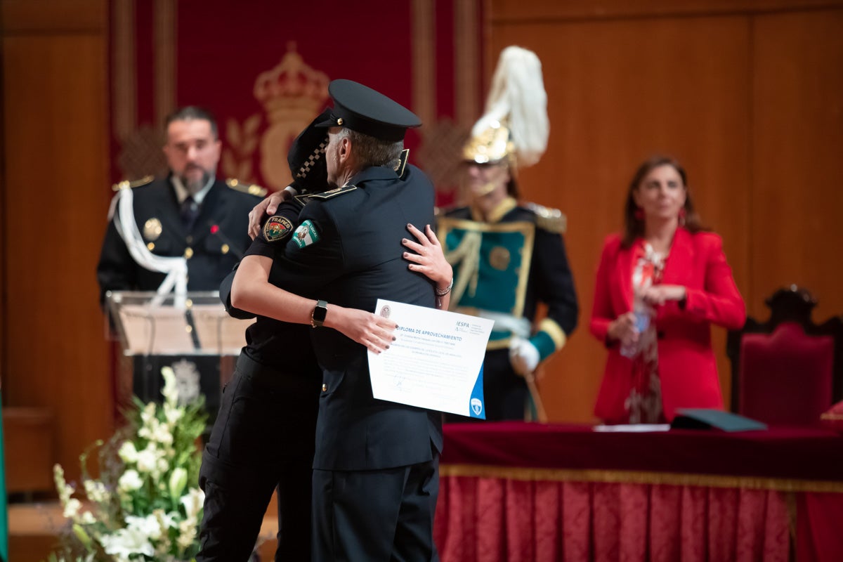 El Cuerpo celebra en la capital el día de su patrón, el Ángel Custodio