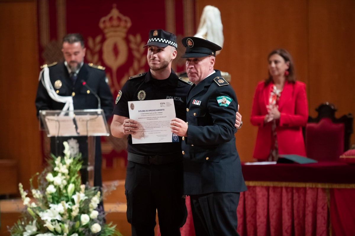 El Cuerpo celebra en la capital el día de su patrón, el Ángel Custodio