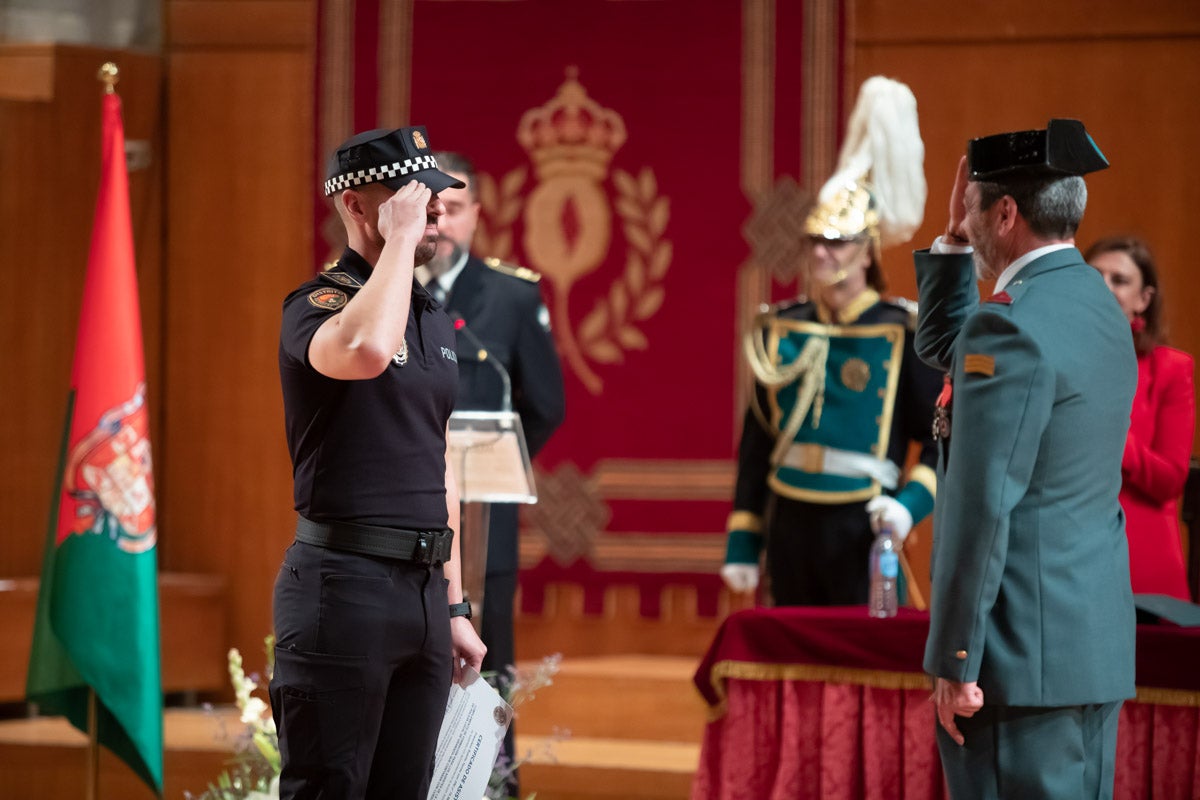 El Cuerpo celebra en la capital el día de su patrón, el Ángel Custodio