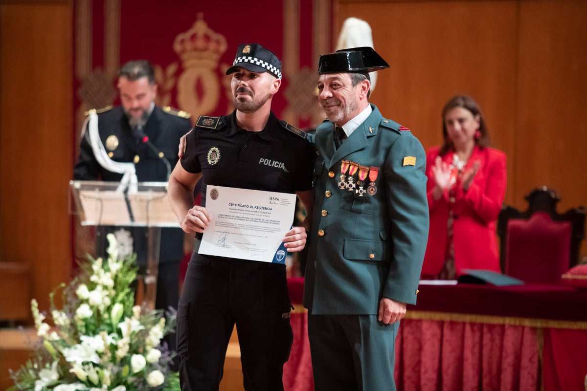 El Cuerpo celebra en la capital el día de su patrón, el Ángel Custodio