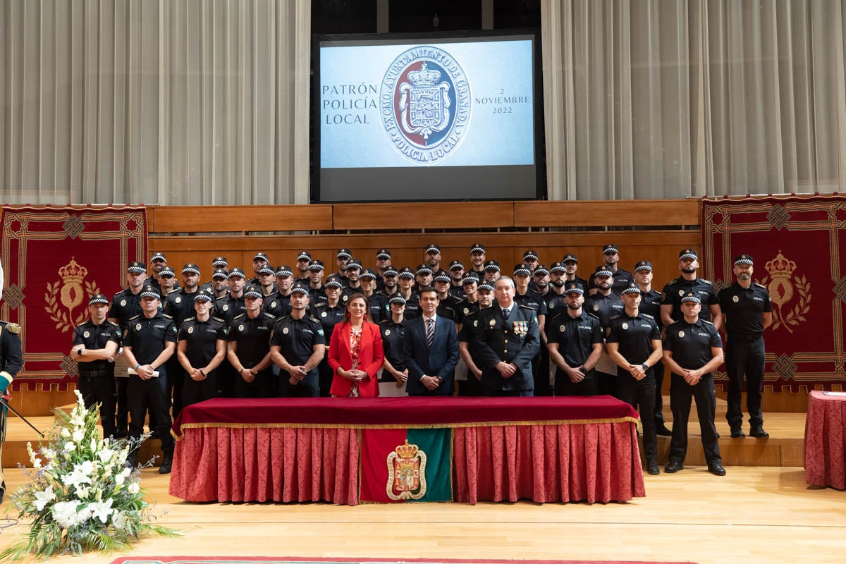 El Cuerpo celebra en la capital el día de su patrón, el Ángel Custodio