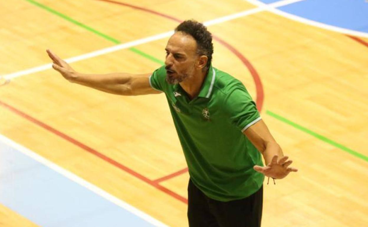 Berenguel pide tranquilidad a los suyos, pero no está contento con el rendimiento del equipo. 