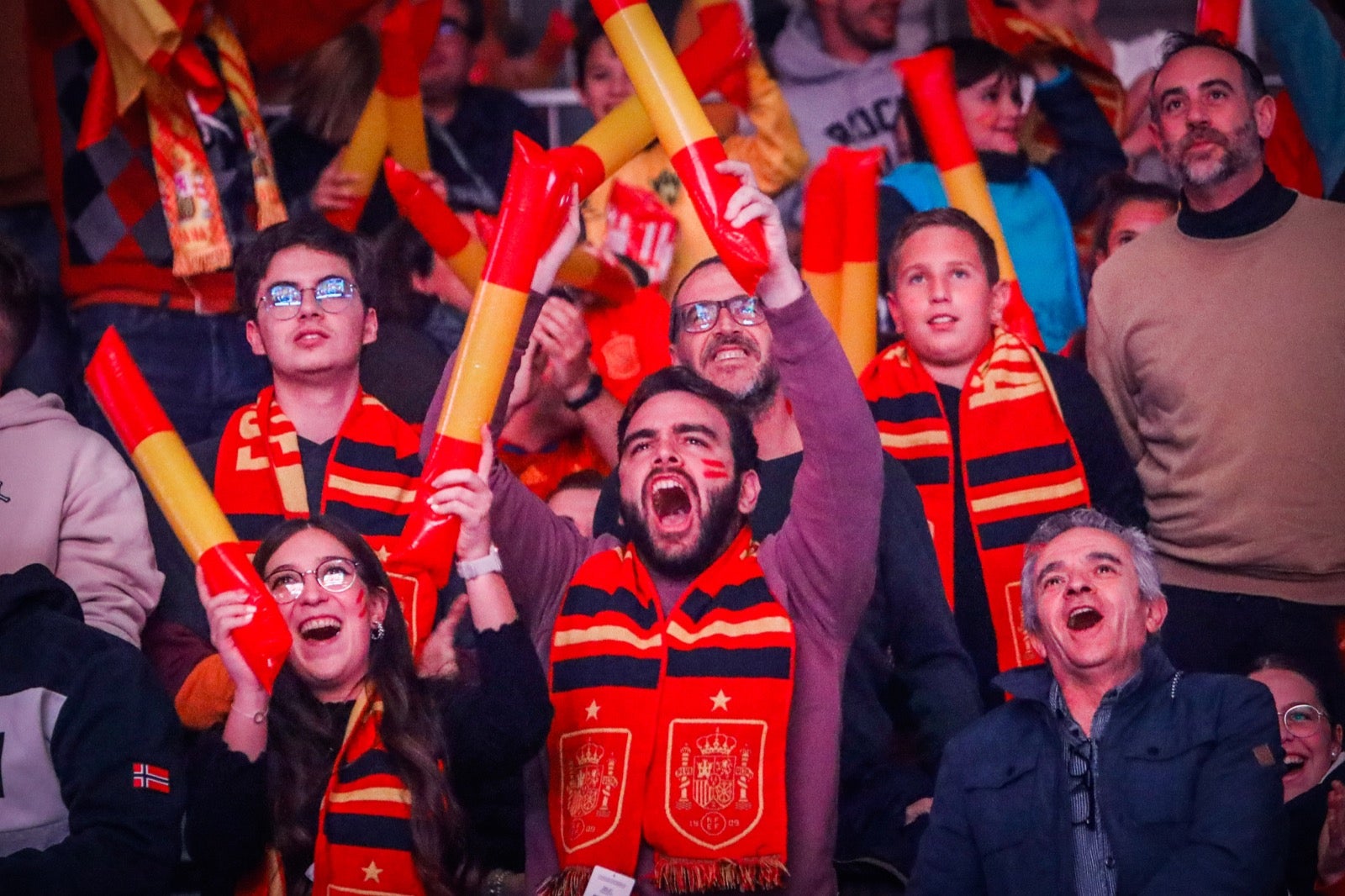 Ambiente en el Palacio de Deportes de Granada. 