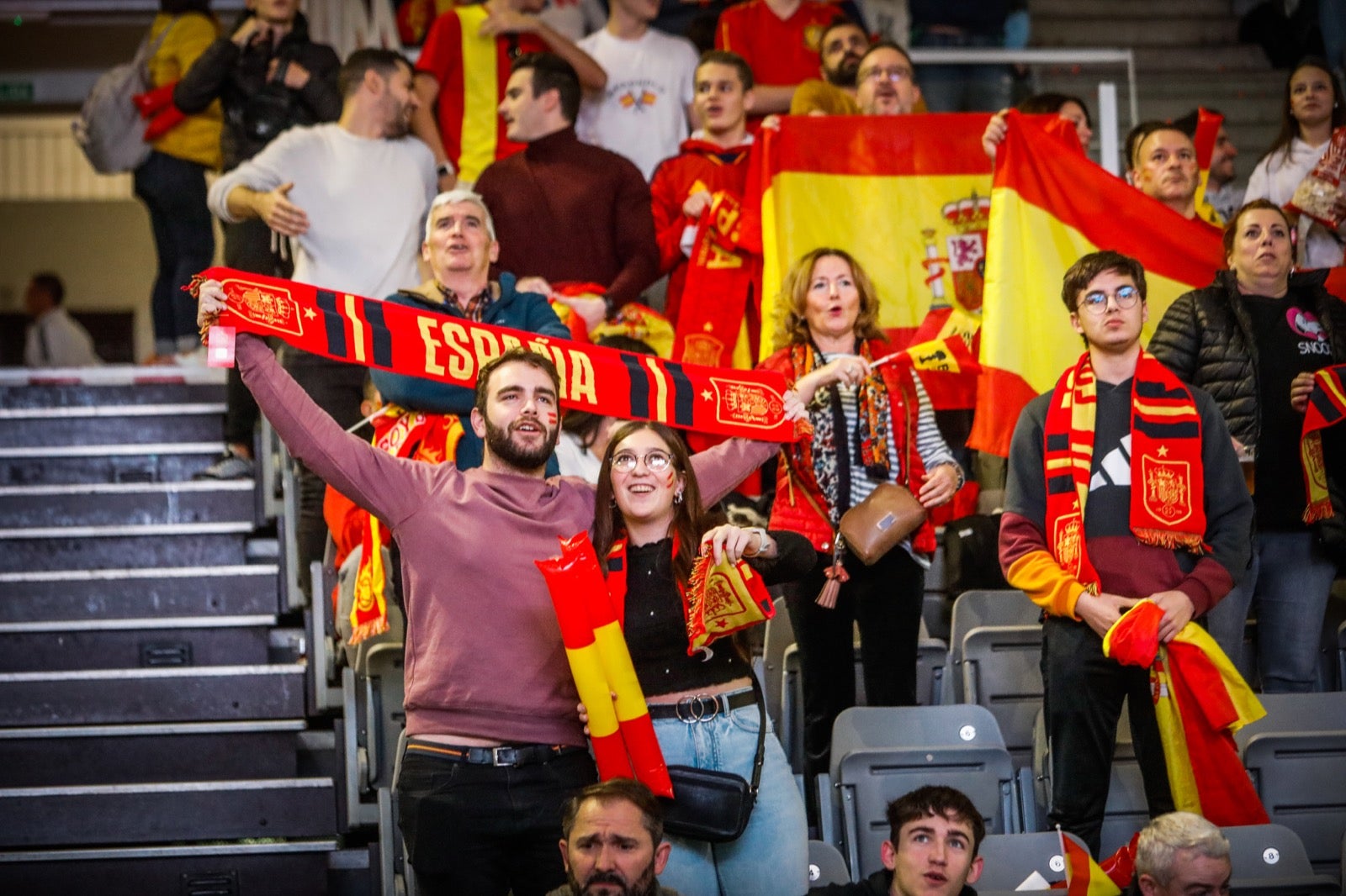 Ambiente en el Palacio de Deportes de Granada. 