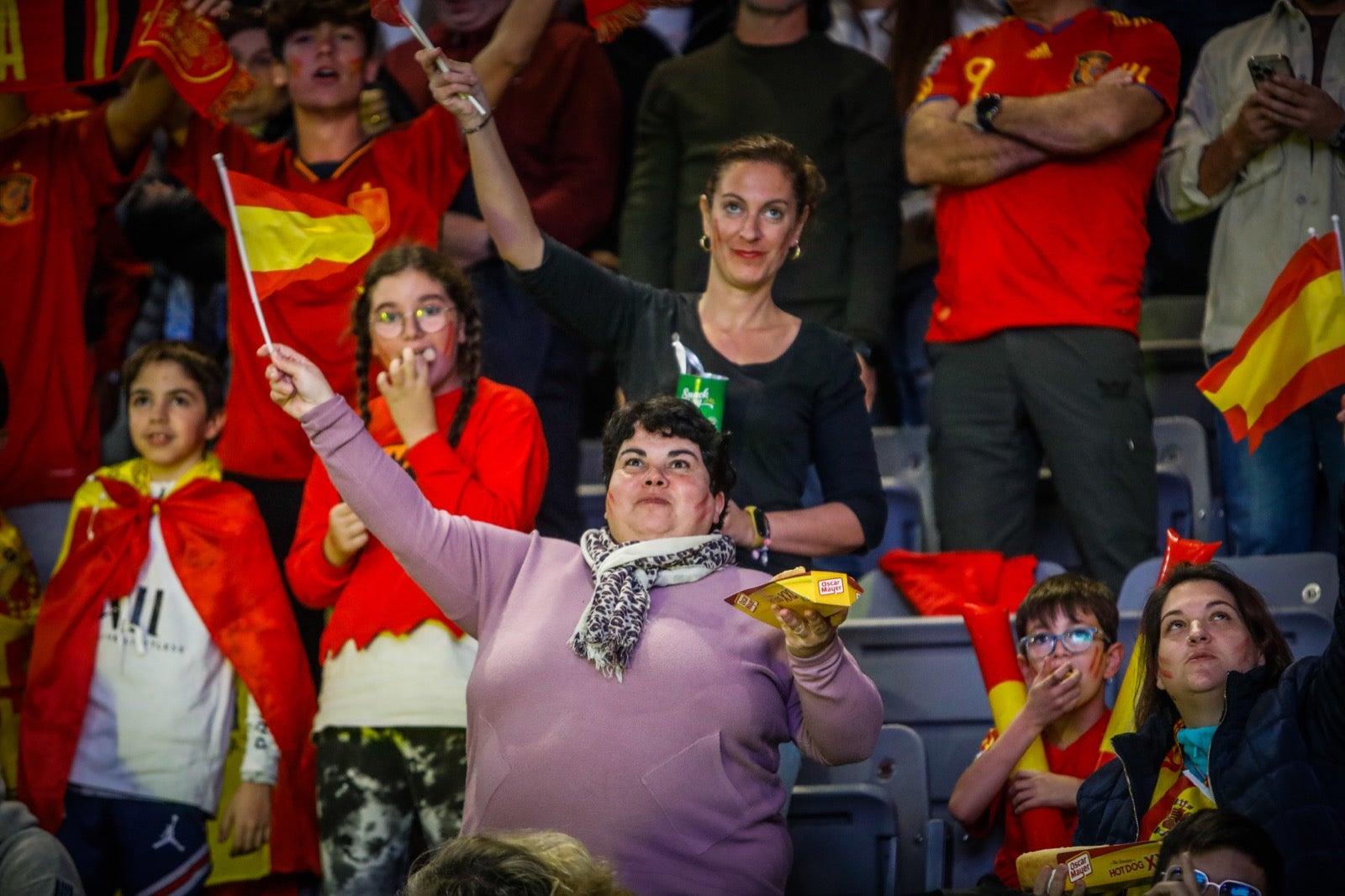 Ambiente en el Palacio de Deportes de Granada. 