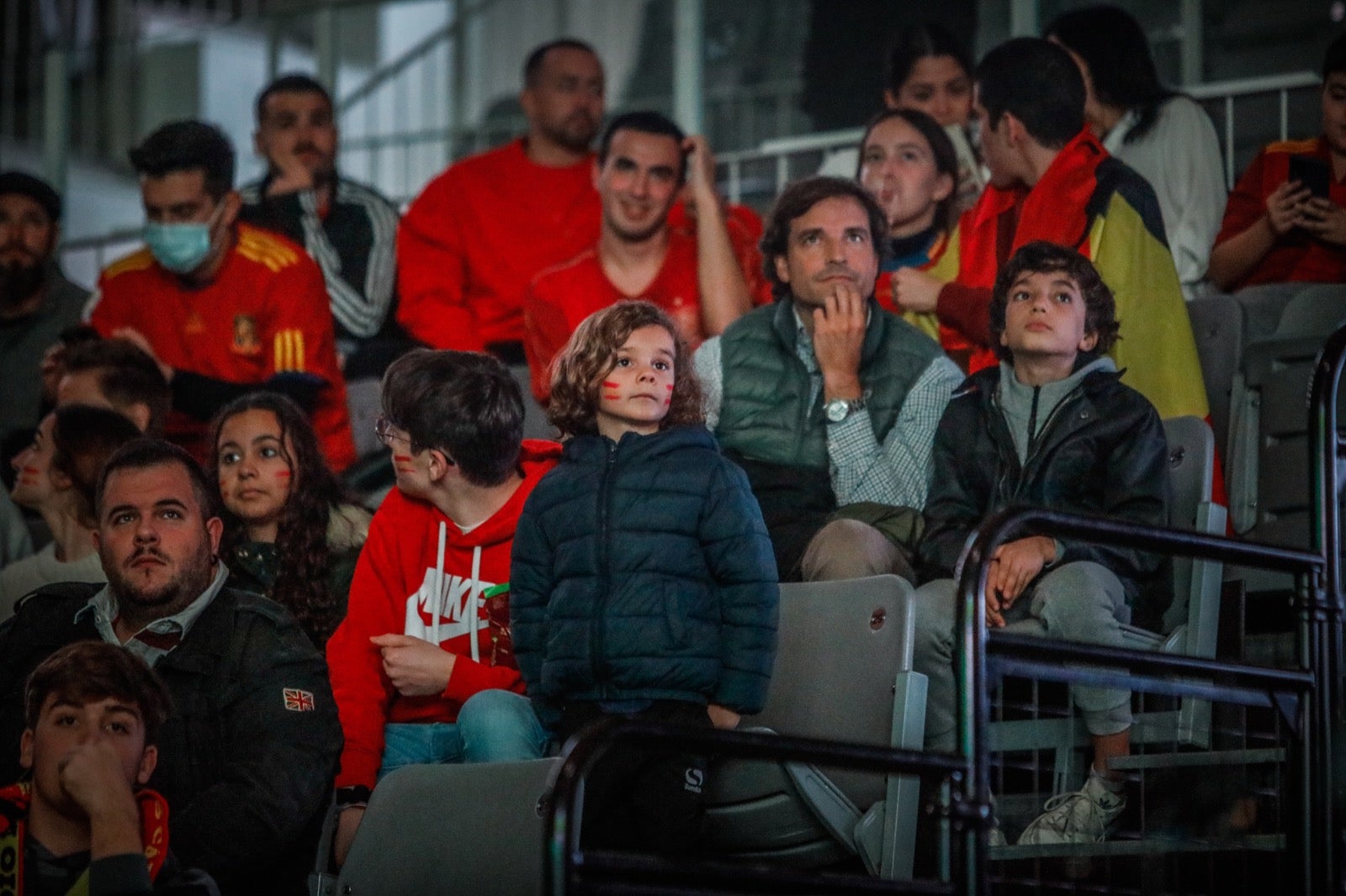 Ambiente en el Palacio de Deportes de Granada. 