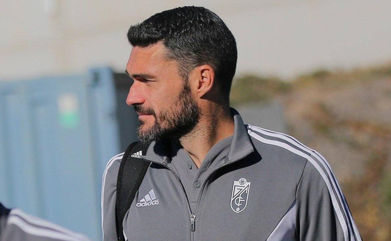Jorge Molina, en la salida de los futbolistas este sábado desde la Ciudad Deportiva del club. 