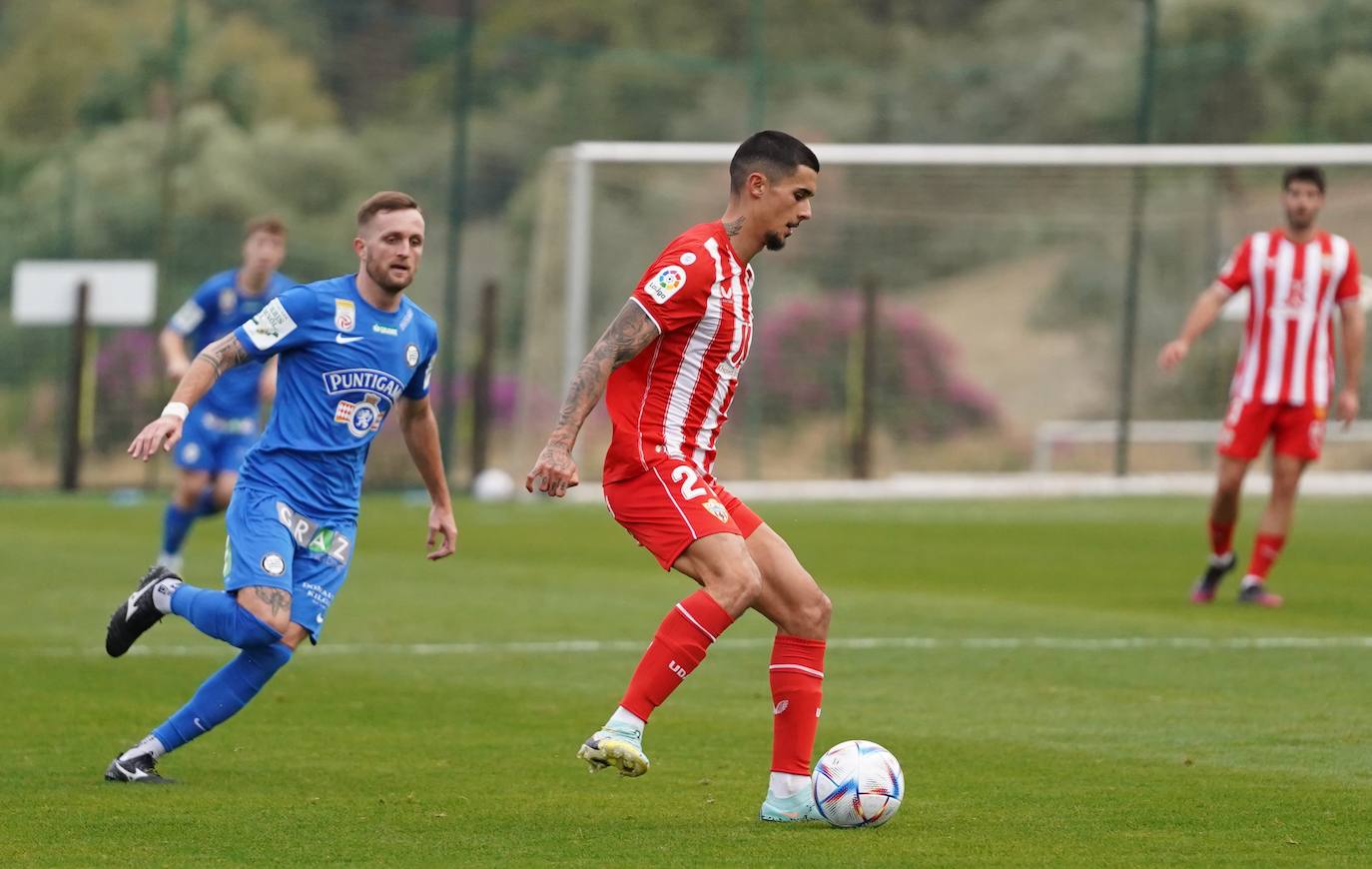 Las mejores imágenes del amistoso disputado entre el cuadro de Rubi y el conjunto austriaco.