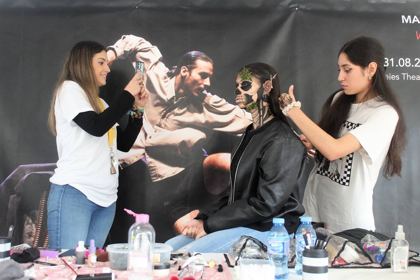 01 Maquillaje de caracterización de la castellariega Sarah Parra. 