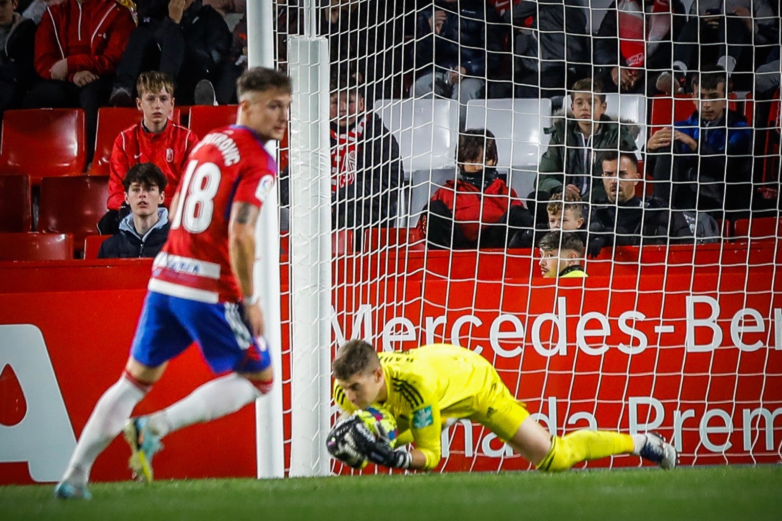 Las mejores imágenes del partido disputado en Los Cármenes