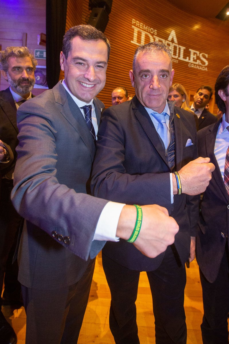 Los premiados e invitados tuvieron la ocasión de hablar distendidamente durante el cóctel posterior a la gala