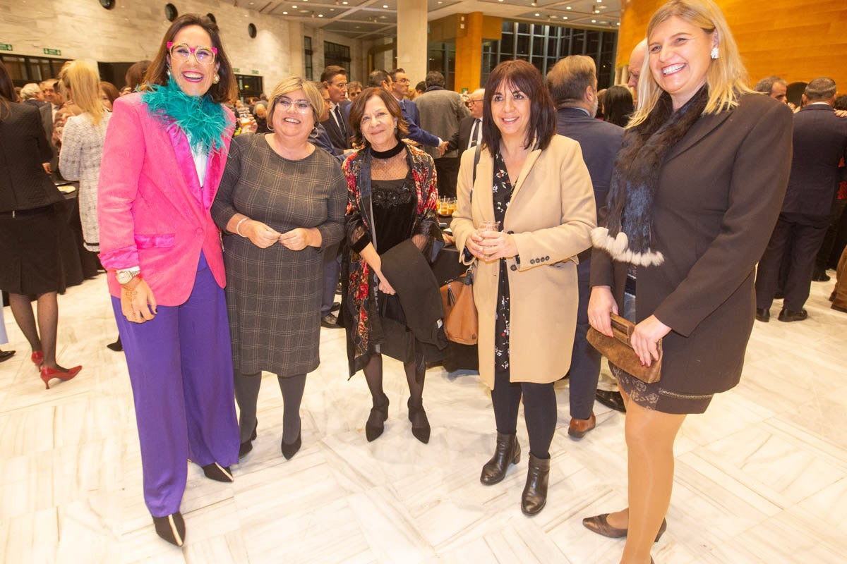 Los premiados e invitados tuvieron la ocasión de hablar distendidamente durante el cóctel posterior a la gala