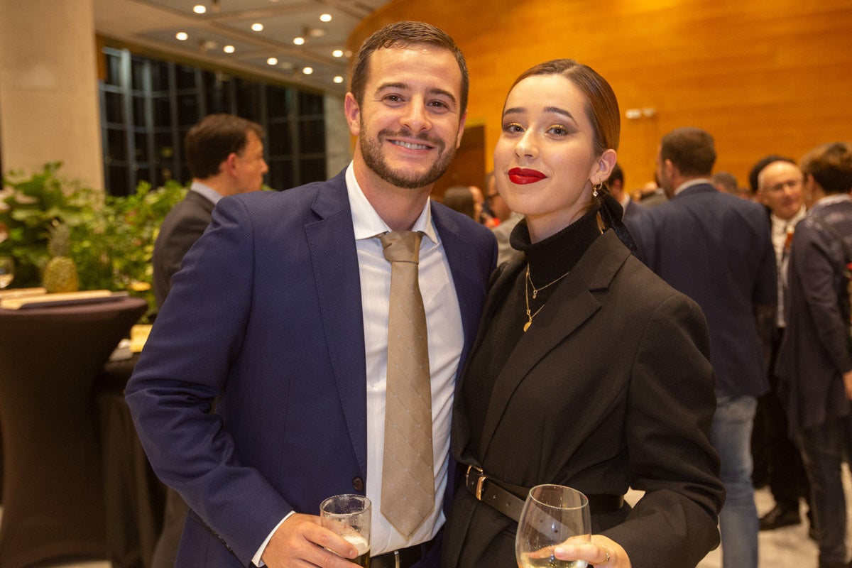 Los premiados e invitados tuvieron la ocasión de hablar distendidamente durante el cóctel posterior a la gala