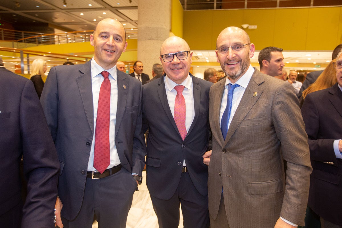 Los premiados e invitados tuvieron la ocasión de hablar distendidamente durante el cóctel posterior a la gala