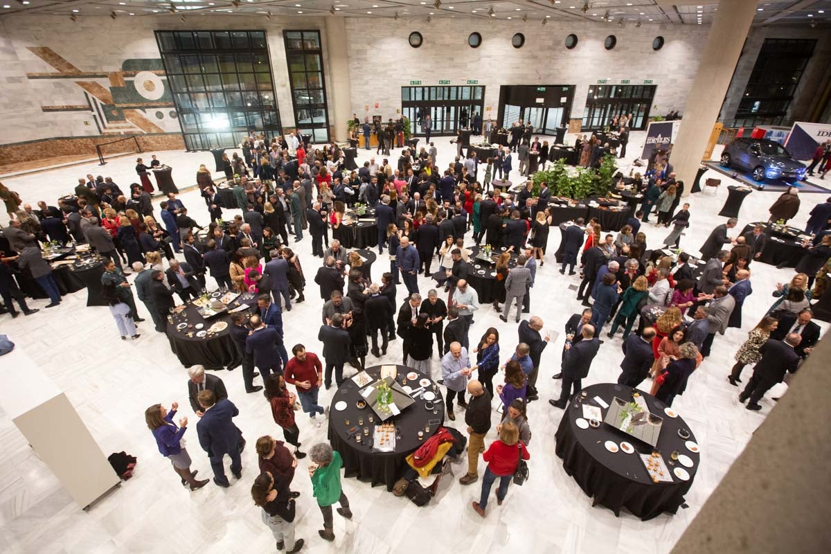 Los premiados e invitados tuvieron la ocasión de hablar distendidamente durante el cóctel posterior a la gala