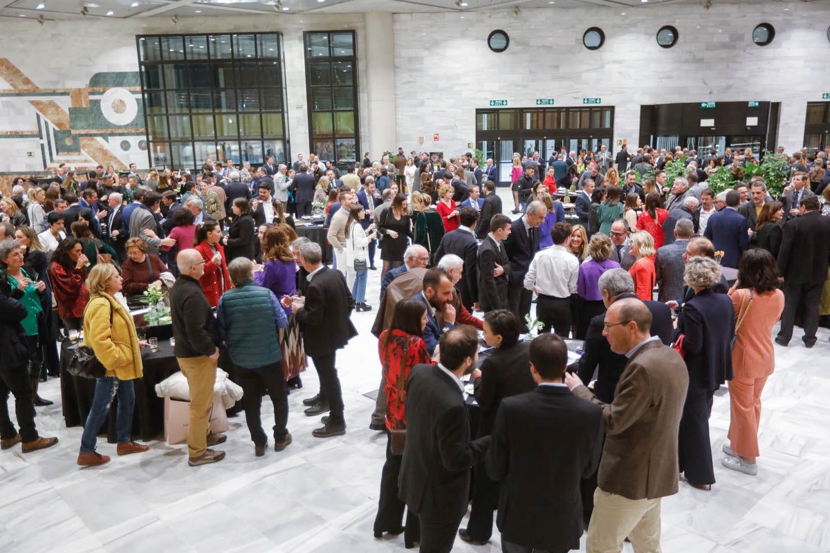 Los premiados e invitados tuvieron la ocasión de hablar distendidamente durante el cóctel posterior a la gala