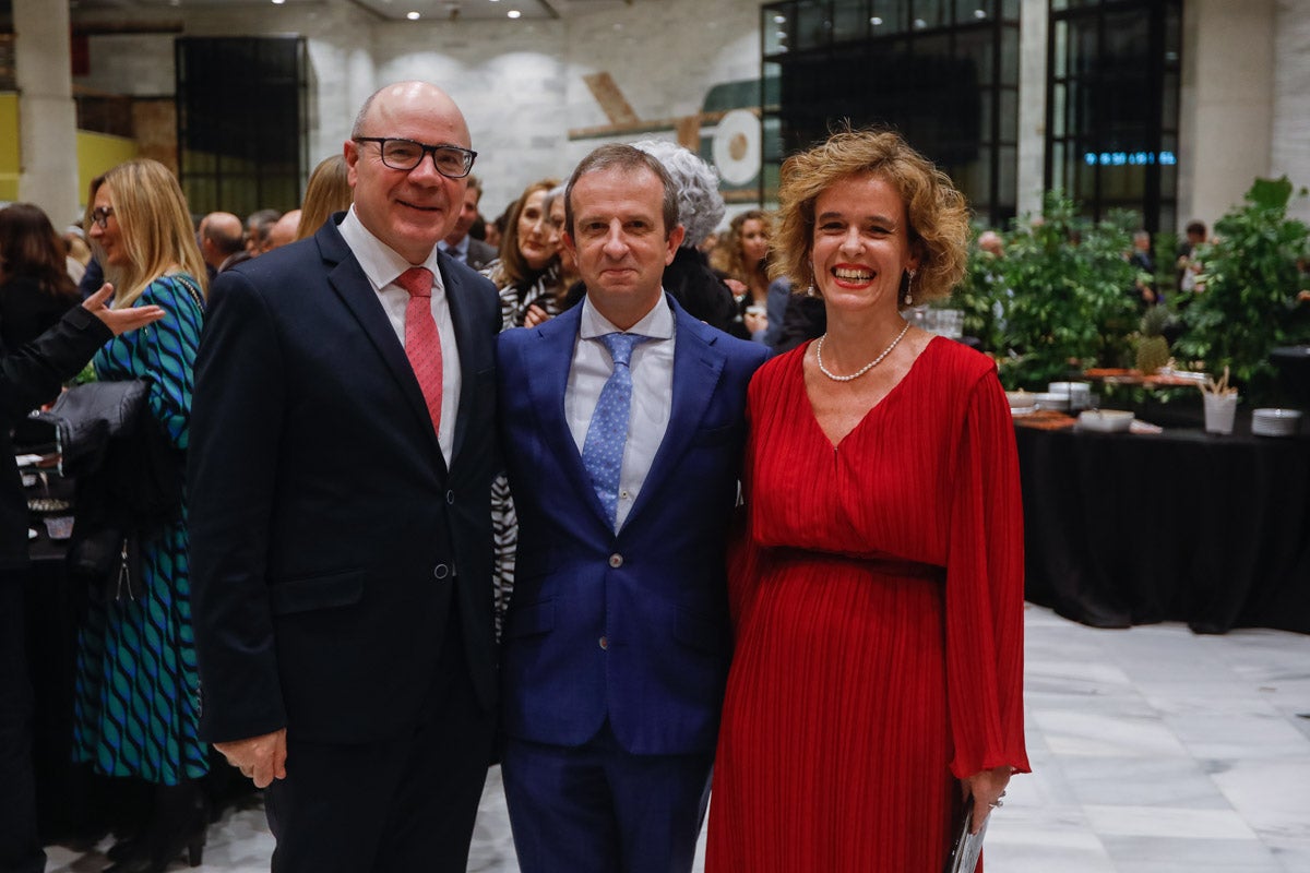 Los premiados e invitados tuvieron la ocasión de hablar distendidamente durante el cóctel posterior a la gala