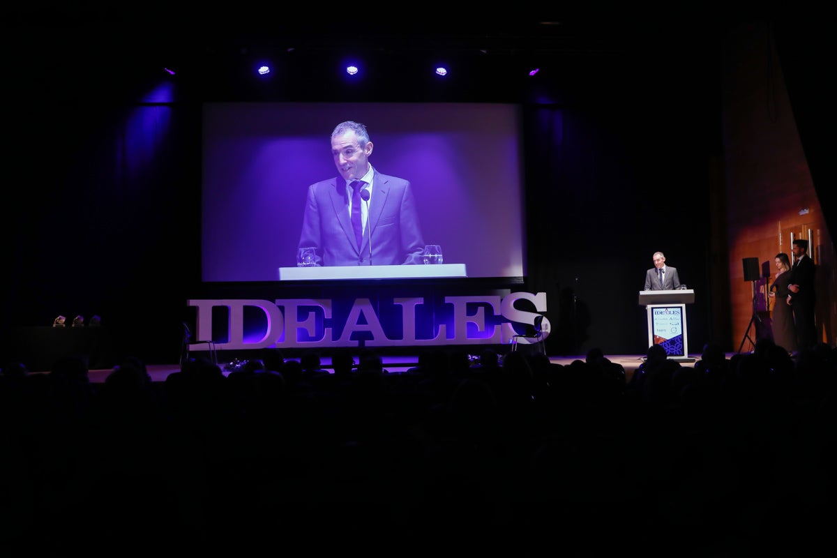 Los granadinos más destacados del año recibieron su reconocimiento en el Palacio de Congresos de la capital