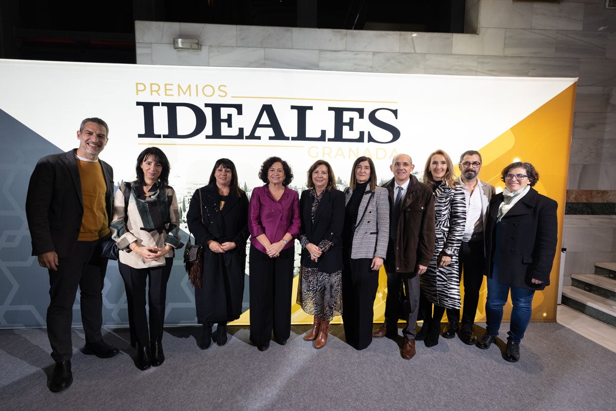 El Palacio de Congresos acoge la entrega de los galardones a los granadinos más destacados del añov