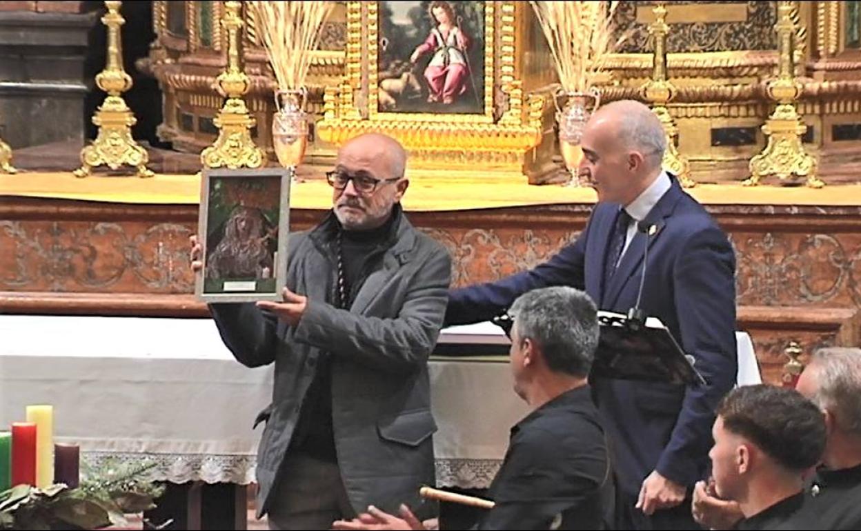 Antonio Ricardo Megías Leyva, conocido en la banda como «El Requinto».