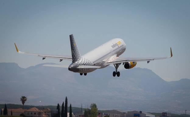 El buscador para encontrar los vuelos cancelados por la huelga de Vueling