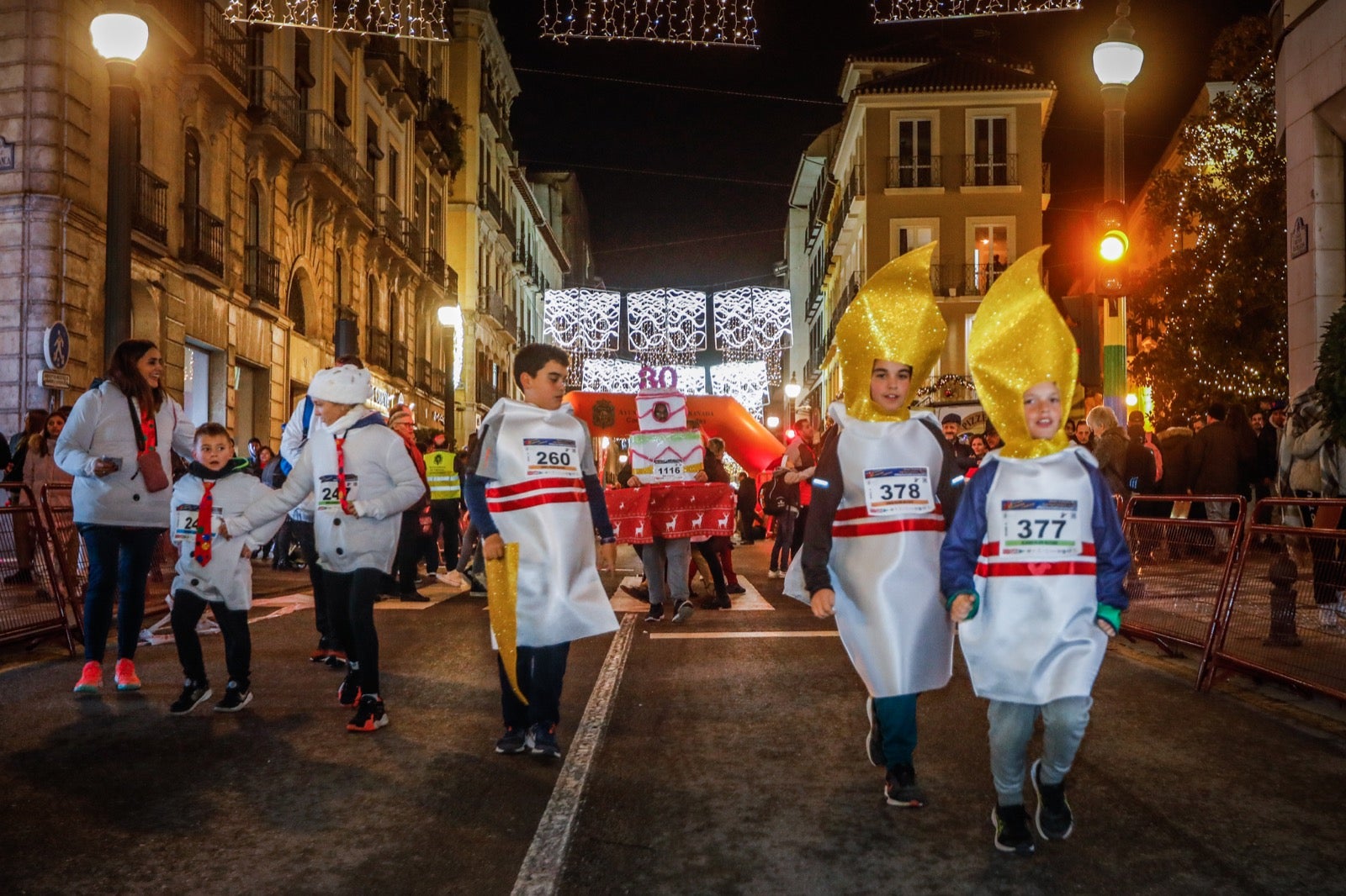 Carrera Nocturna de Disfraces de Granada. 