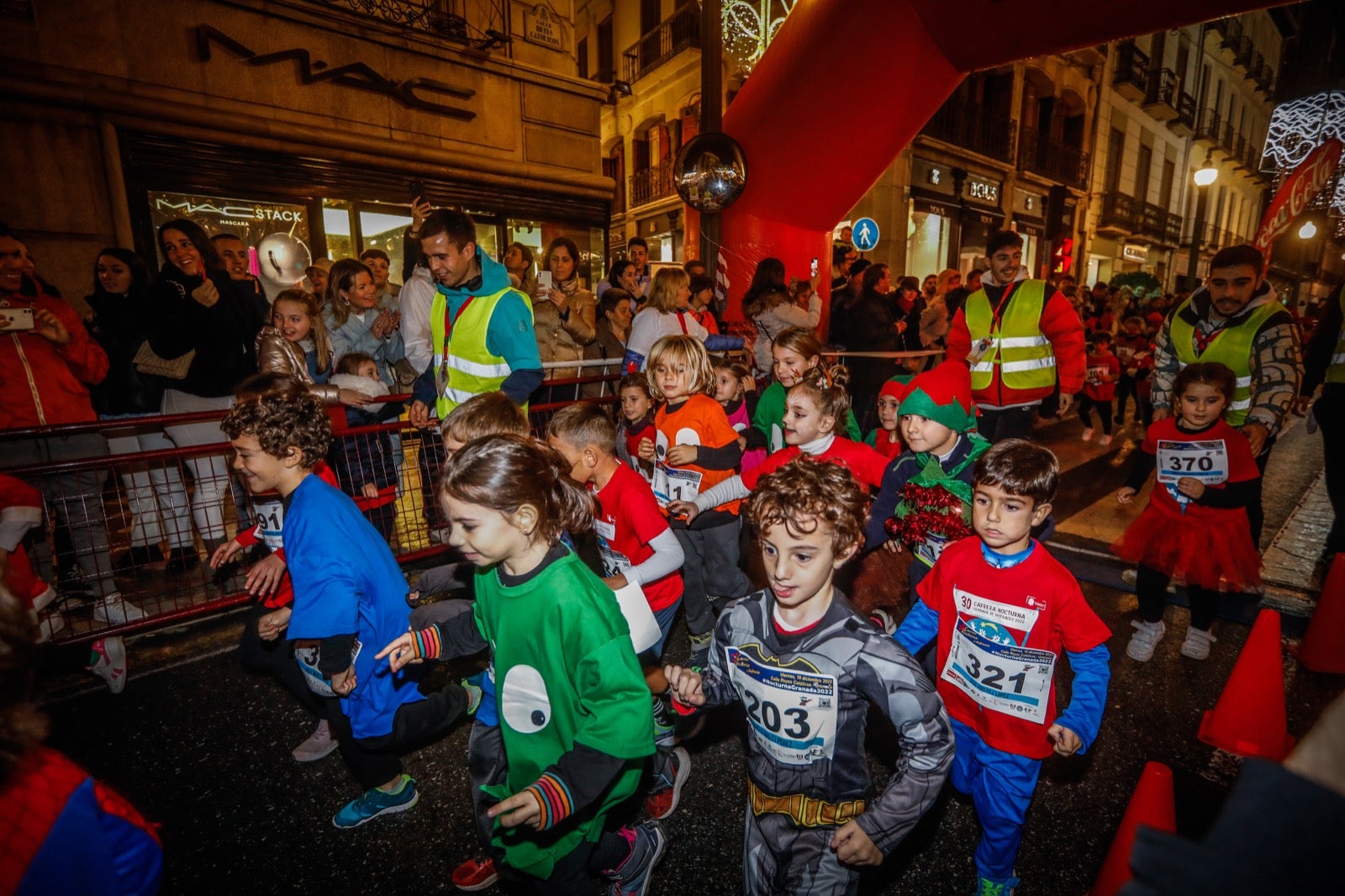 Carrera Nocturna de Disfraces de Granada. 