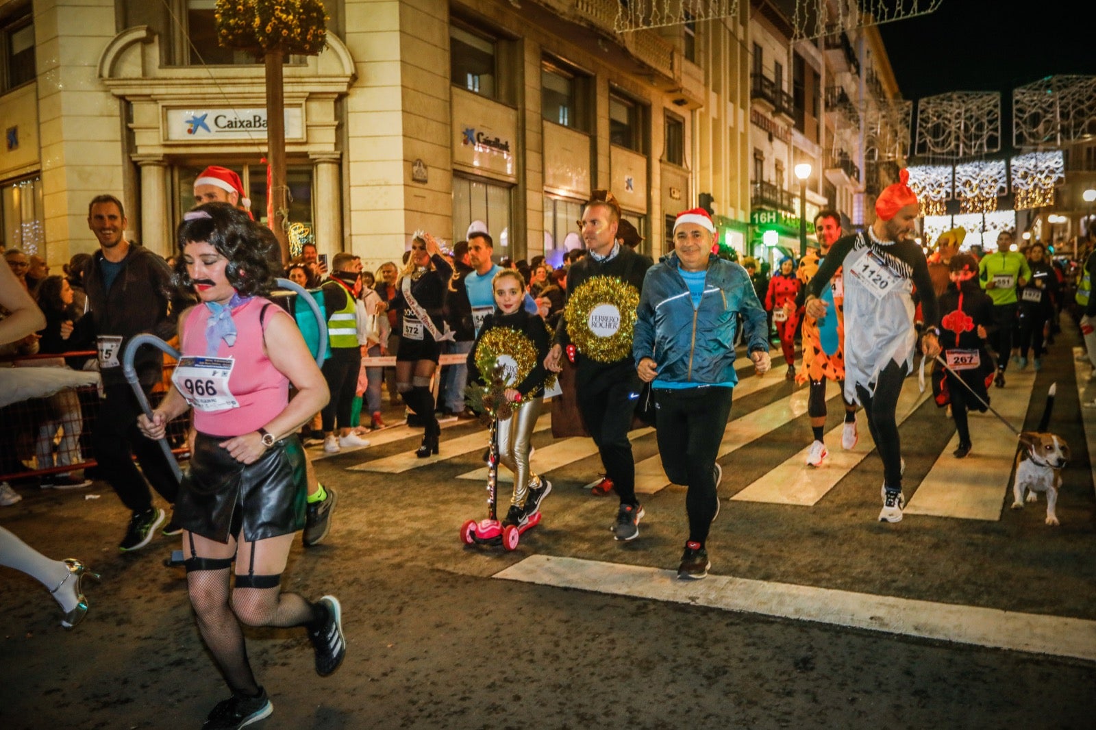 Carrera Nocturna de Disfraces de Granada. 