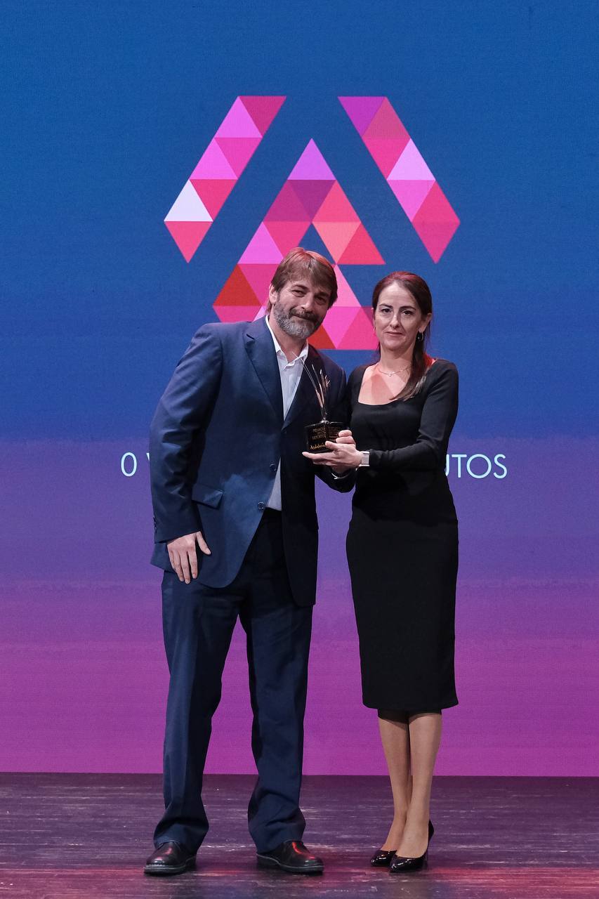 La capital almeriense acoge, en el Teatro Cervantes, la entrega de los Premios Andalucía de los Deportes de 2021, con distinción para los almeriense Pablo Jaramillo, bronce en Tokyo, y Jairo Ruiz, diploma 