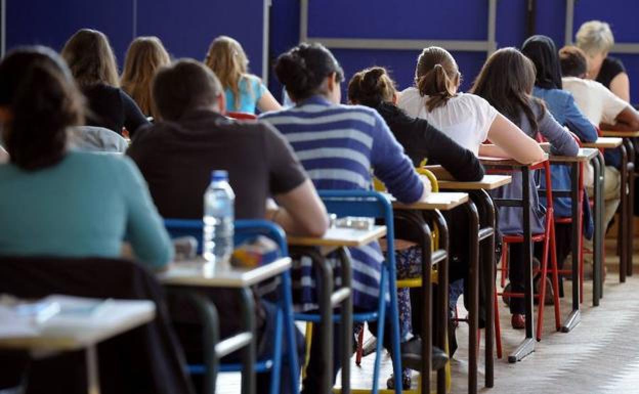 Nueva oferta de empleo del BOE: casi 9.000 plazas de oposiciones para despedir el año.